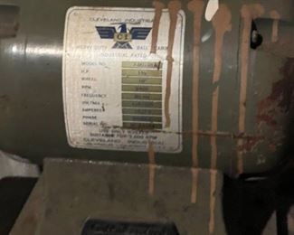 Cleveland Industries Grinder