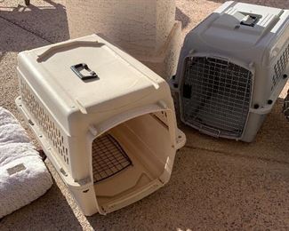 Dog Crates and Carriers