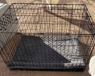 Dog Kennel w Cover