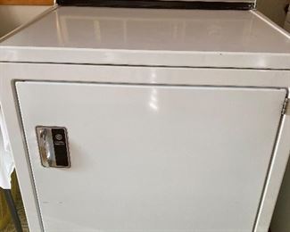 General Electric dryer--works great!