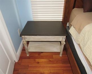 2 Matching side tables