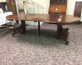 East lake Dining Table w/ 7 leaves