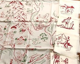 Vintage new old stock Hawaii screenprint tablecloth + 4 napkins (Tablecloth is 39” square)