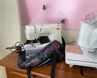 Janome Jen sewing machine, extension table and carrying case