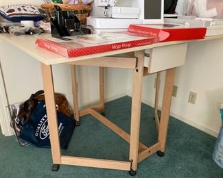 Craft table