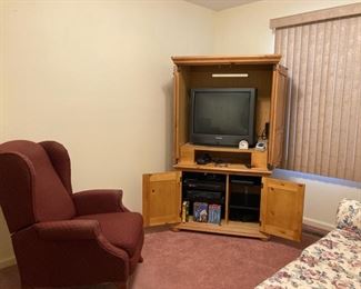 Broyhill entertainment center