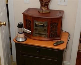 turntable/cd/cassette, urn, cabinet table