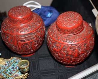 Pr Cinnabar covered urns
