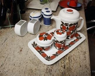 Mid century Thomas kitchen wares