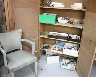 More crafting / art supplies