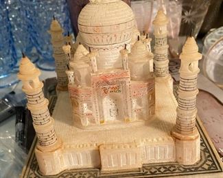 White Marble Taj Mahal Collectible Replica Handcrafted Home Decor' 