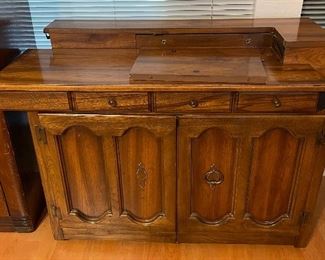 Sewing Machine Full Cabinet Great Features