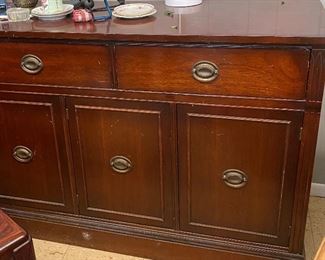 Antique Duncan Phyfe Sideboard/Buffet Mahogany