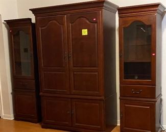Lighted Entertainment Center Beautiful Mahogany Piece that Can be Separated to Create a Distinct Look, This Item is Located at the home in the Lakes and Still Available