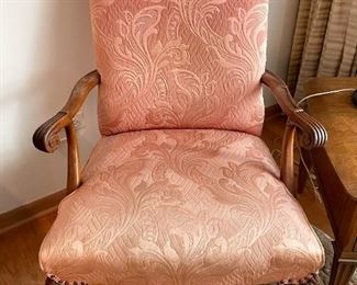 Antique / Vintage Open Armchair, Ball & Claw Feet (Photo 1 of 2)