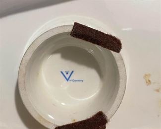 Large Hummel Figurine - Girl with Deer (Photo 2 of 2)