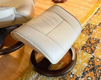 Fjords Lounge Chair / Recliner with Ottoman (Photo 3 of 4)