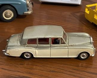 Vintage Toy Cars & Trucks (Dinky, Matchbox, Etc.)