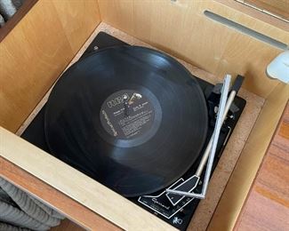 Stunning Grundig Majestic Stereo Console with Garrard Turntable & 1 Floor Speaker (Photo 6 of 10)