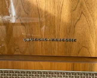 Stunning Grundig Majestic Stereo Console with Garrard Turntable & 1 Floor Speaker (Photo 9 of 10)