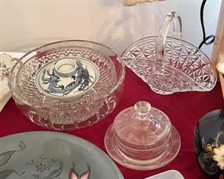 Glassware / Crystal, Chinese Covered Soup Bowl