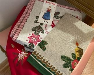 Vintage Christmas Linens