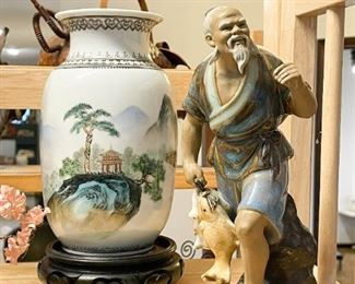Chinese Porcelain Vase, Mudman
