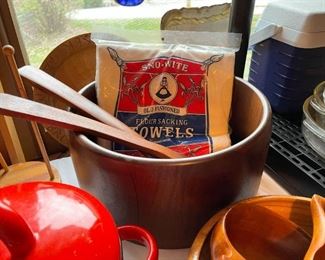 Wooden Salad Bowl, Flour Sacking Towels