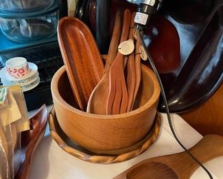 Wooden Salad Bowl & Utensils