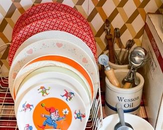 Dinnerware / Dishes, Utensils, Stoneware Crocks