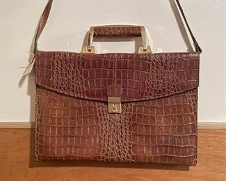 Women's Purses & Handbags