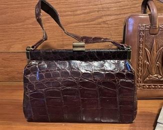 Women's Purses & Handbags