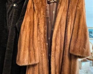 Women's Fur Coats & Jackets
