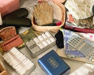 Hankerchiefs, Gloves, Wallets, Coin Purses, Scarves