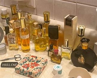 Perfumes / Colognes