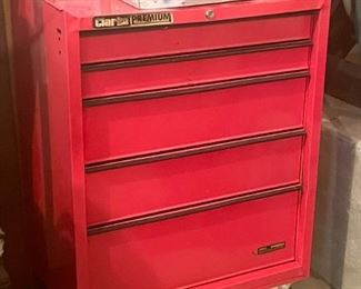 Clarke Premium Tool Chest (Photo 1 of 2)