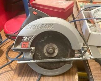 Skilsaw Circular Saw - Power Tools