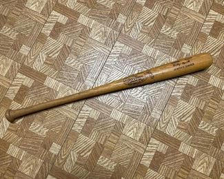 Vintage Louisville Slugger Baseball Bat, Mickey Mantle (Photo 1 of 3)