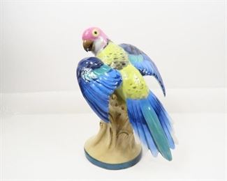 VINTAGE KARL ENS VOLKSTEDT PORCELAIN PARROT #4835 PINK HEAD BLUE WING WINDMILL MARK GERMANY $169 plus shipping
 
DETAILS:
Vintage (circa 1945)
Karl Ens
Blue Wing Parrot with Pink Head
Glazed
Porcelain Figurine
Blue Windmill Marks 
No. 4835
11" H
8" W
Germany
 
Condition: Piece is in very good condition. 