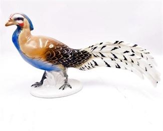 KARL ENS VOLKSTEDT PORCELAIN PHEASANT w/GREEN WINDMILL $525 plus shipping
 
 
DETAILS:
Karl Ens Pheasant Figure. H 6.5" L 12"
Green Windmill
 
Condition:  Beautiful.  No chipping, cracking or repairs. 
