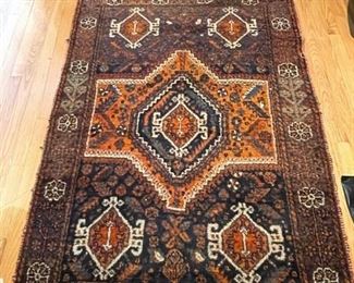 $150                                                                                                          HAND KNOTTED EARTH TONED GEOMETRIC PATTERN ACCENT RUG
Beautiful hand knotted rug in a geometric pattern.  This rug is a fantastic choice for Mission, Boho, Traditional or Eclectic look.  The earth tones are soft and on trend with current decor style.
DETAILS + DIMENSIONS:
61"L X 44"W
CONDITION: This piece shows signs of wear mostly visible on the edges and fringe.  Please refer to photo's for a more detailed look at condition.  We make every attempt to list and photograph any defects or signs of wear that are significant to this sale. 
LOCAL PICK UP BOYDS, MD.  BUYER IS RESPONSIBLE FOR ANY NECESSARY DISASSEMBLY AND ALL COSTS ASSOCIATED WITH SHIPPING OR PICK UP.           