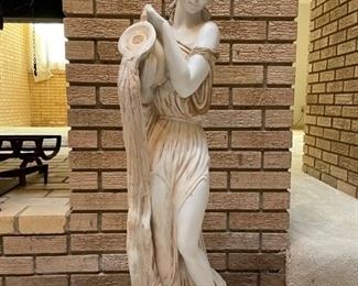 $75                                                                                                          1962 UNIVERSAL STATUARY #800 CHALKWARE STATUE OF MAIDEN POURING FROM A PITCHER
Signed and numbered No. 800. Dated 1962. Roman era chalkware statue of woman pouring liquid from a jug. Lovely statue with a base. Signed on the back at the bottom of the statue. 
DETAILS + DIMENSIONS:
37"H X 10"W X 14"L 
CONDITION: This piece is in very good condition with signs of wear to be expected with a piece of this age. Please refer to photo's for a more detailed look at condition.  We make every attempt to list and photograph any defects or signs of wear that are significant to this sale. 
LOCAL PICK UP BOYDS, MD.  BUYER IS RESPONSIBLE FOR ANY NECESSARY DISASSEMBLY AND ALL COSTS ASSOCIATED WITH SHIPPING OR PICK UP.