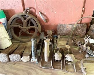 CAST IRON WEDGES, PULLEY AND VINTAGE PLAINS