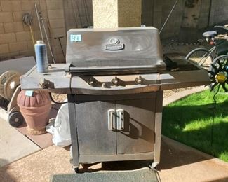 ($30) Commercial Series Car-Broil Grill