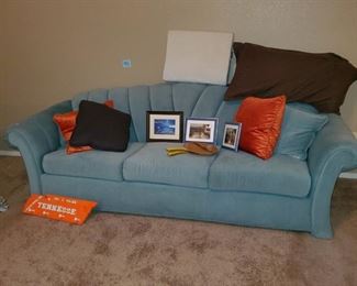 ($55) This pic doesn't do this couch justice Its nice 