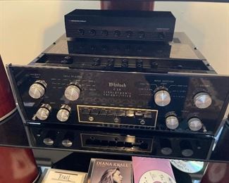 Mcintosh preamp