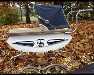 1950's Behr Built-Rite Baby Carriage Buggy.