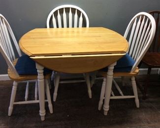 DROP LEAF DINETTE TABLE AND