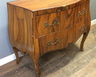 VINTAGE ITALIAN MADE 2 DRAWER COMMODE