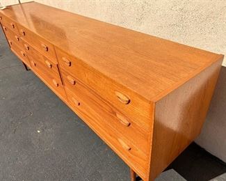 Kai Kristiansen teak 9 drawer dresser